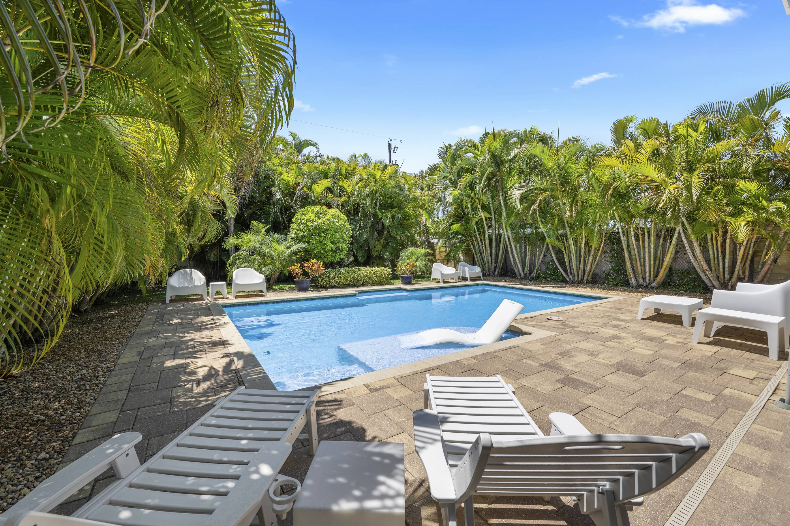 Beach Ride Retreat — Heated Pool, Bike to Beach, Group Friendly Stay